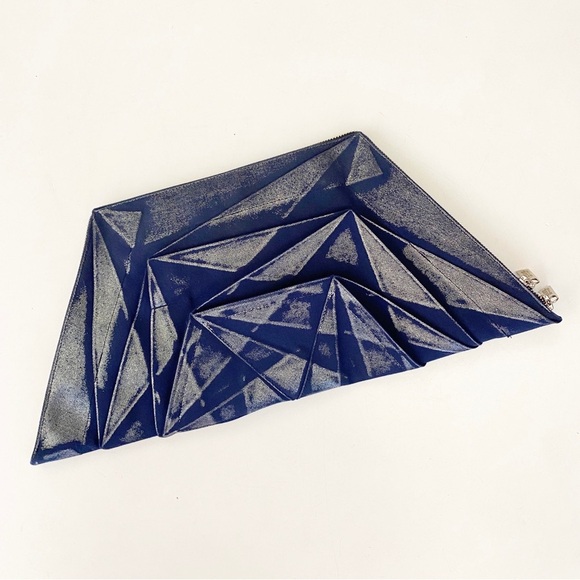 Issey‎ Miyake132 5 Origami Folded Cluch Convertible Shoulder Bag Navy Silver